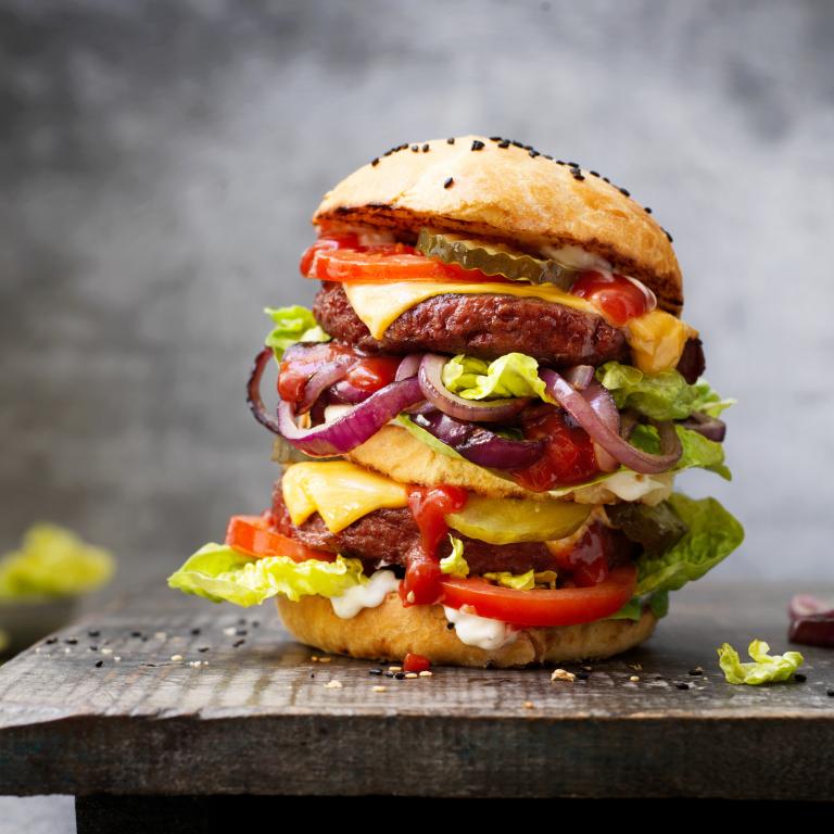 Grand Frais - Envie de burgers maison ? (On voit vos yeux pétiller ! 🤩)  Testez nos pains burger géants extra moelleux, à garnir selon vos envies et  votre appétit ! Retrouvez